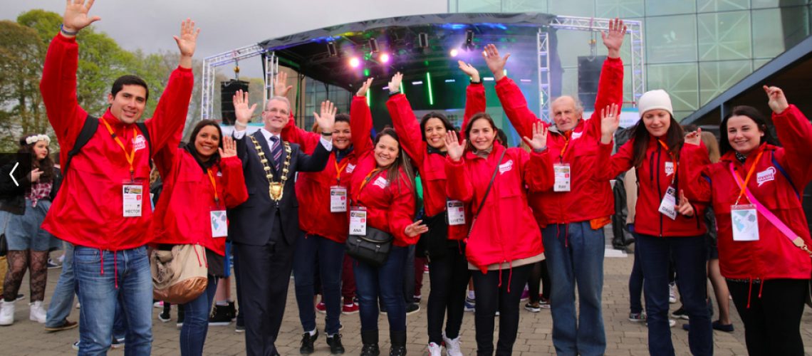 Mayor of Fingal, Cllr. Kieran Dennison with Event Volunteers at the launch of National Volunteering Week at Springbreak D15 in Blanchardstown